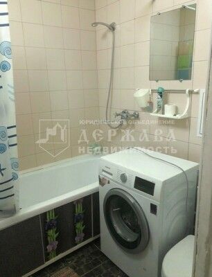 ПРОДАМ - квартиру,