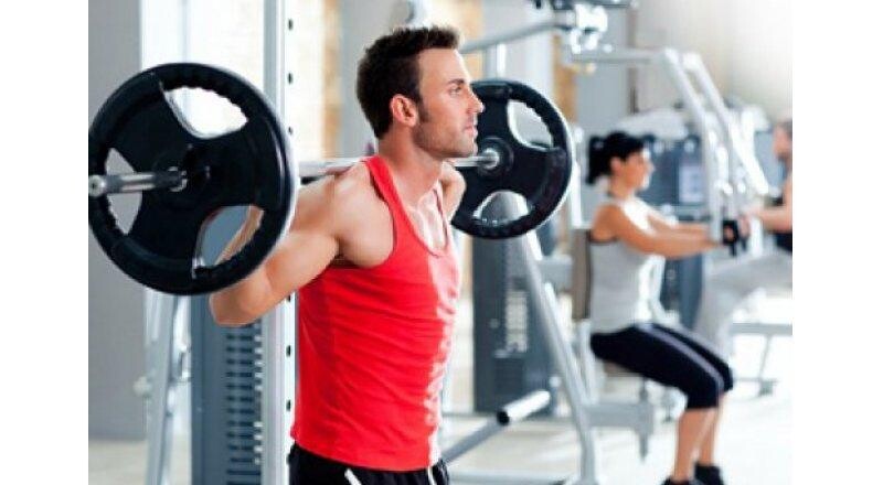 Занятие в тренажерном зале