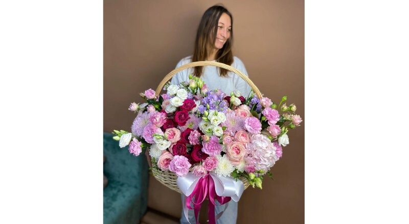 Корзина с цветами XXL «Амбасадор»