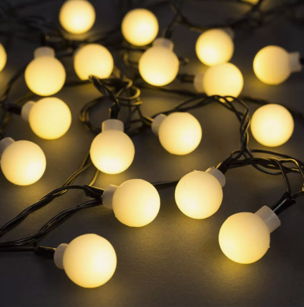 Гирлянда  Нить  с насад.  Шар  20 LED, черн. пр-д, б/прогр., тепл. белый