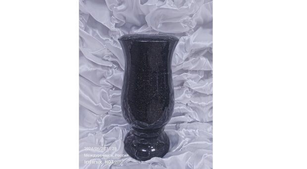 Ваза гранит