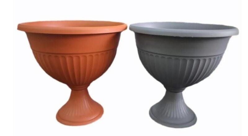 Вазон на ножке