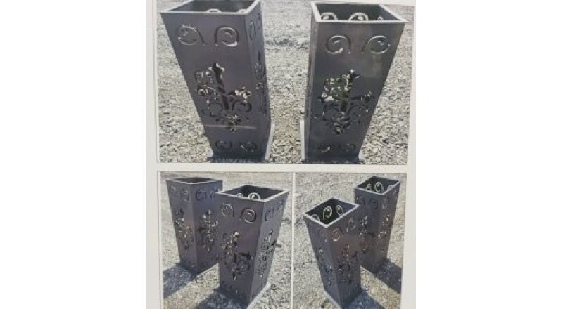 Вазы металлические 