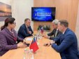 На полях ПМЭФ встретился с вице-президентом Сбербанка Михаилом Чачиным и председателем Сибирского банка Дмитрием Солнцевым.
