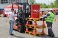 Команда завода «ПВВ» участвовала в первом в Кузбассе конкурсе «Живая сталь» среди операторов вилочных погрузчиков.