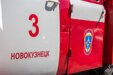 В Кузбассе женщина устроила жуть в квартире – даму выносили четверо